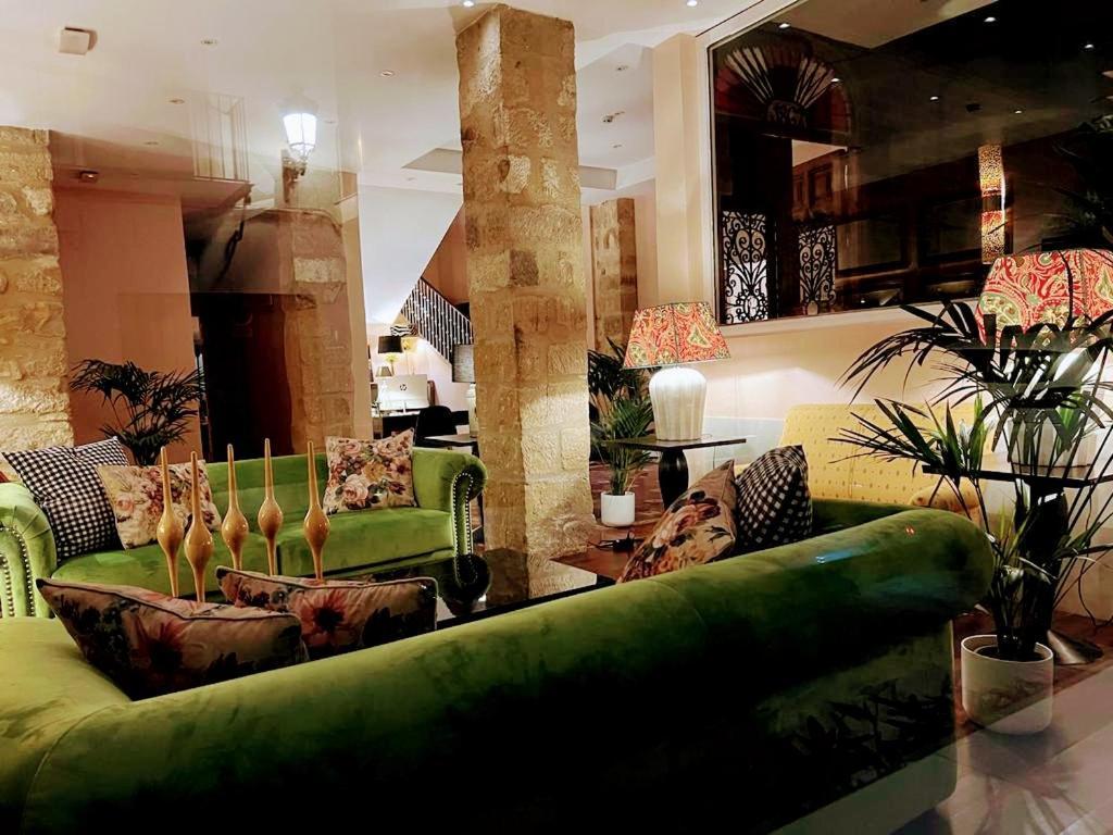 Hotel Carmen Boutique Баеза Екстериор снимка